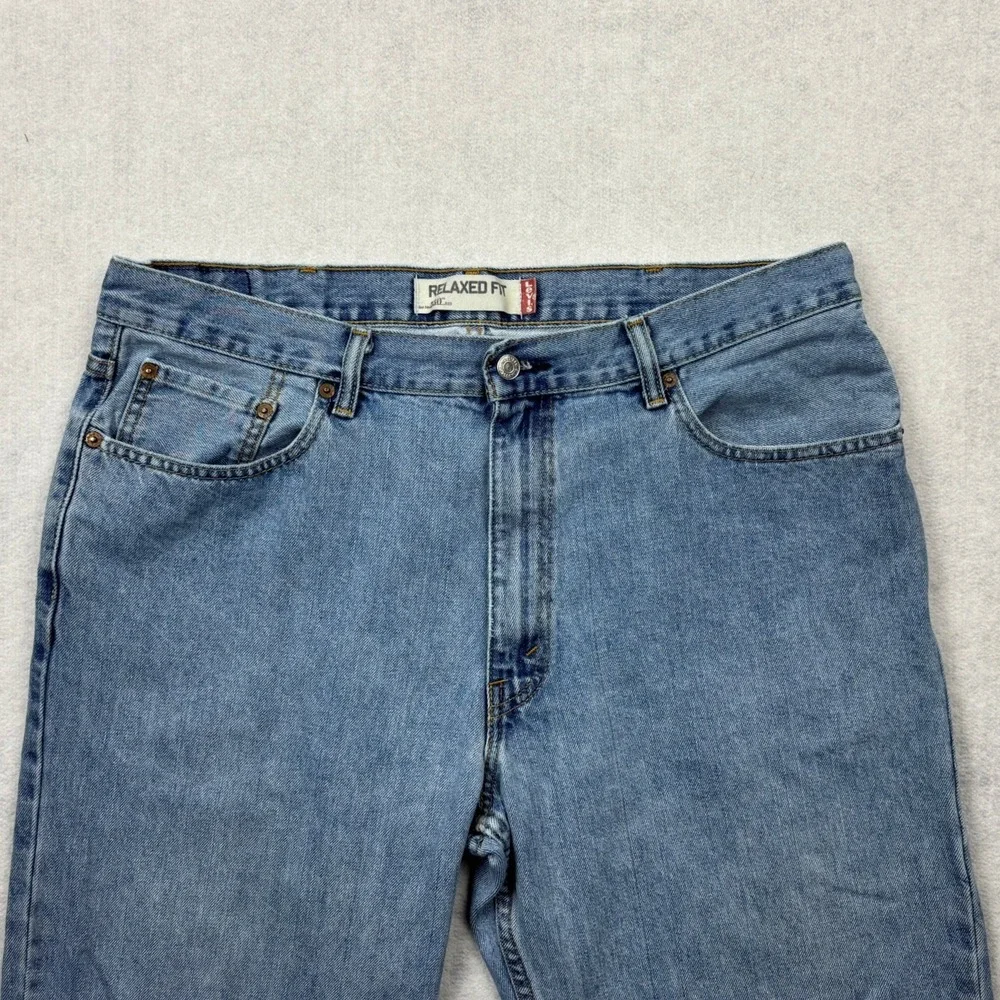 Levis Jeans Mens 38x30 Light Wash Relaxed Fit Tapered Leg 100 Cotton Denim Pants